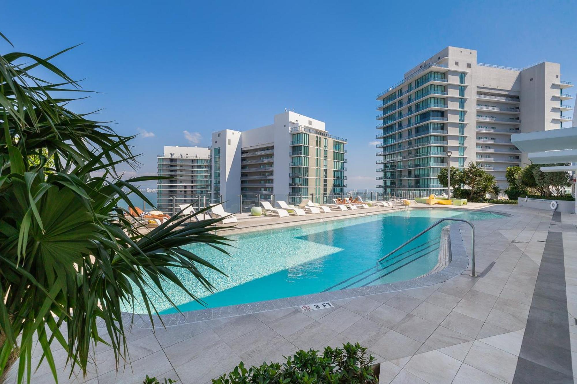 Unique High-Rise Condo In Miami Exterior foto